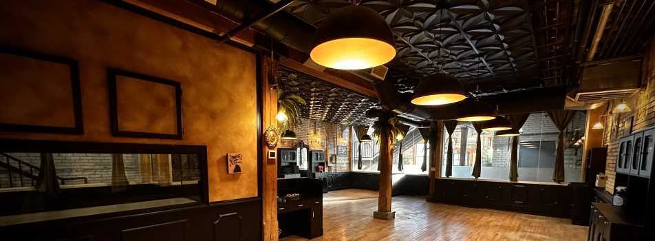 Grand Rapids Tattoo Studio - Le Seau De Sang
