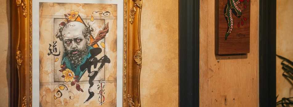 Grand Rapids Tattoo Studio - Le Seau De Sang